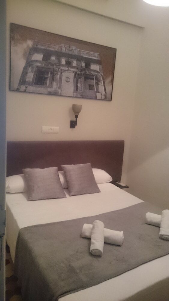 Pension Nwt Central Station Valencia