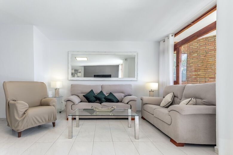 Rentcostadelsol Apartamento Malagueta - Ciudad de Melilla