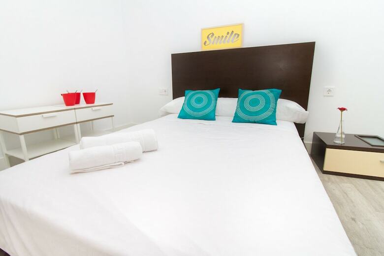 Apartamentos Calle Victoria - Modern & Comfortable By La Recepci�n