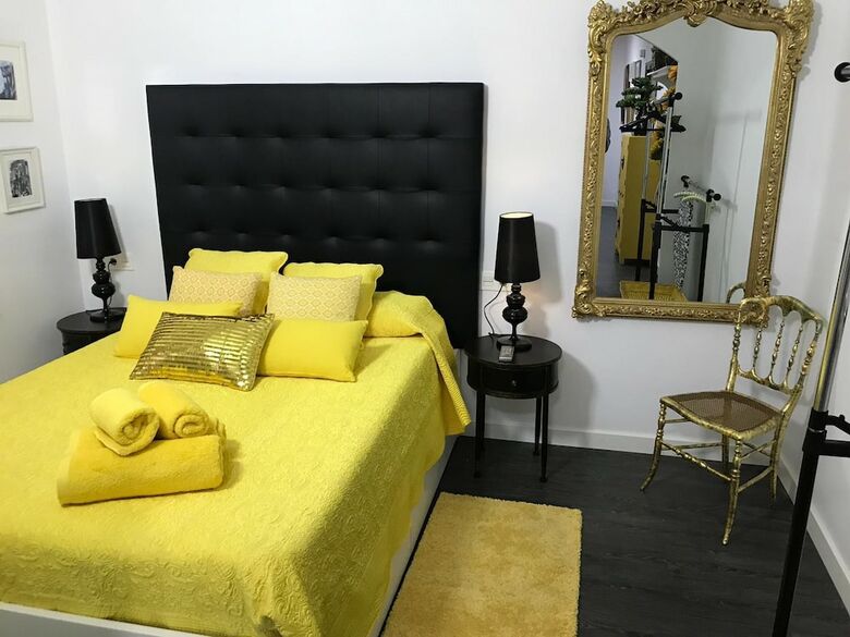 Apartamentos A 20 Pasos Del Museo Picasso