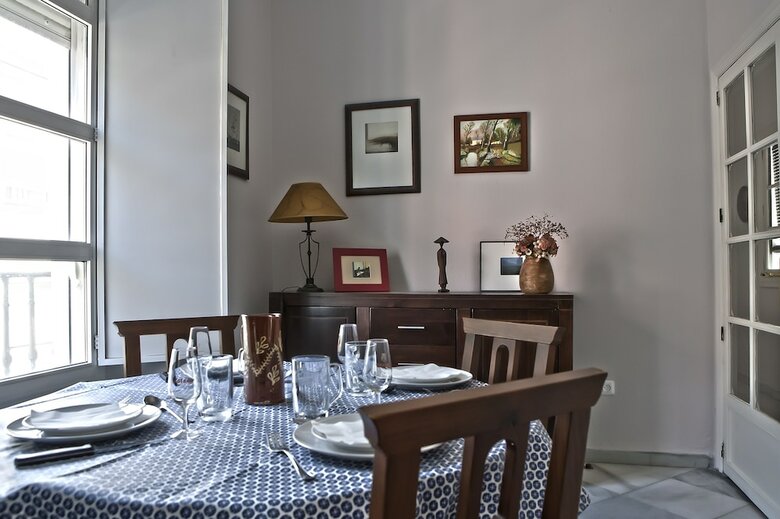 Apartamentos Situaci�n Excepcional Plza Ayuntamiento