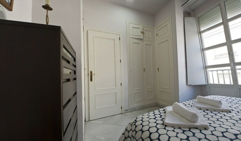 Apartamentos Situaci�n Excepcional Plza Ayuntamiento