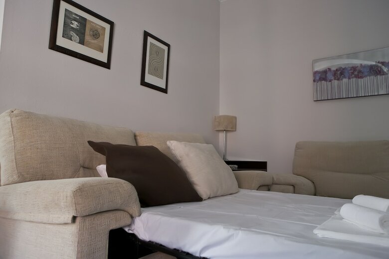 Apartamentos Situaci�n Excepcional Plza Ayuntamiento