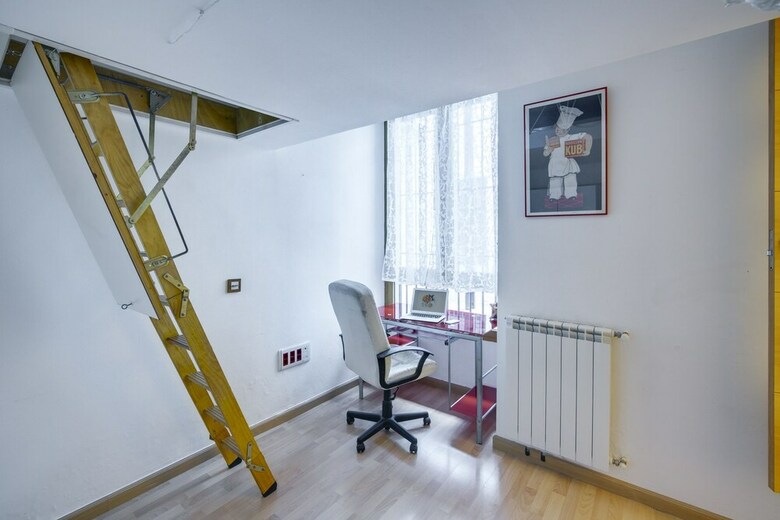 Apartamentos Eva Recommends Old Convent Sxviii