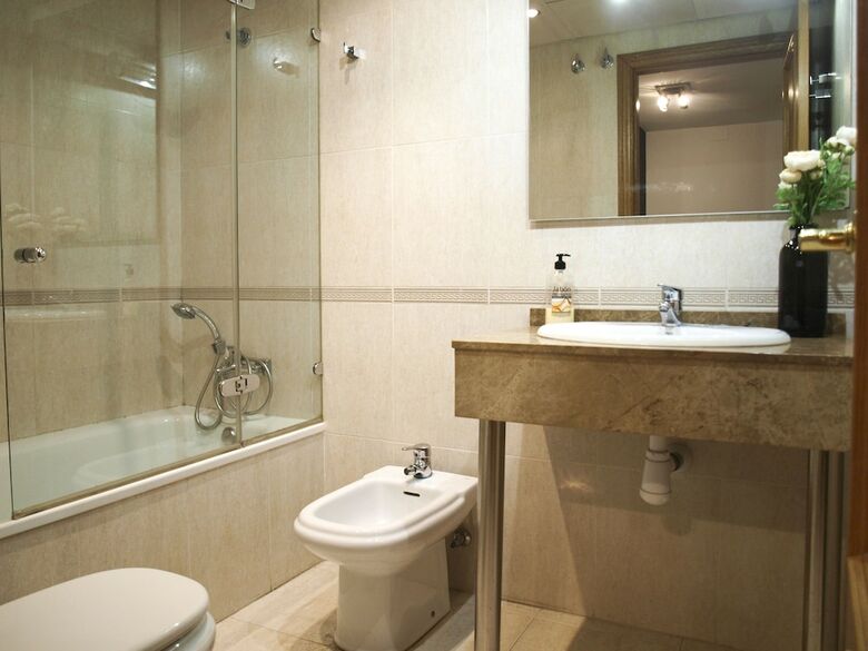 Apartup Aquarium City
