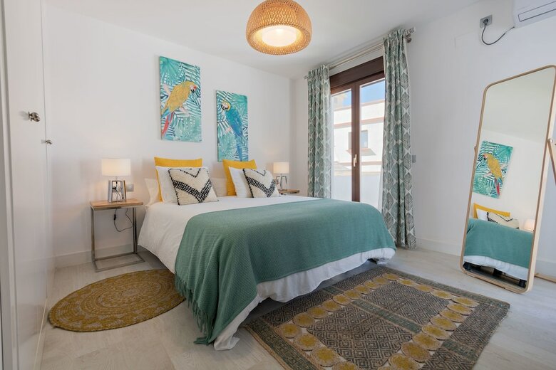 Apartamentos Cathedral Pool Penthouse By Valcambre