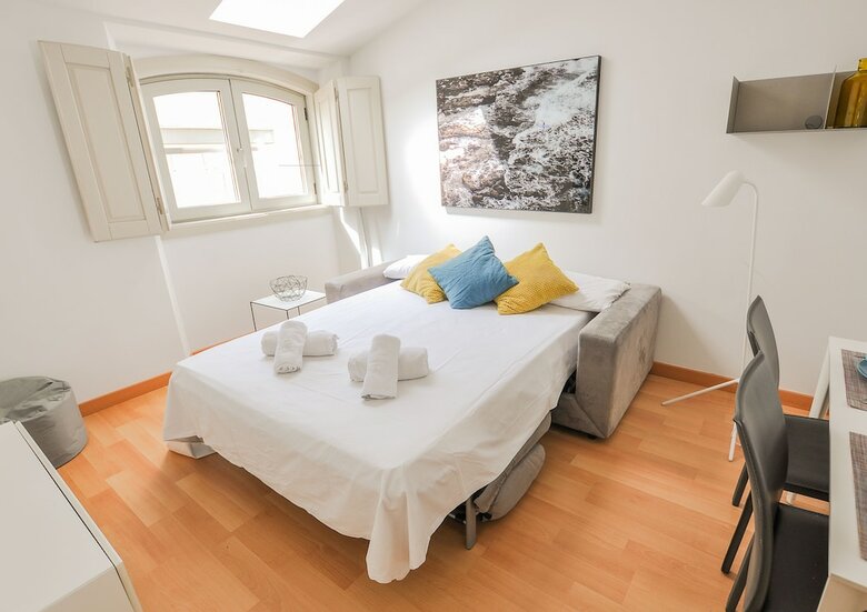 Apartamentos Renthas  Atico Picasso