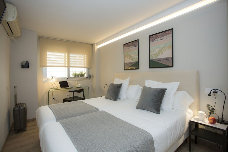 Hostal Palacios Rooms By Singularstays