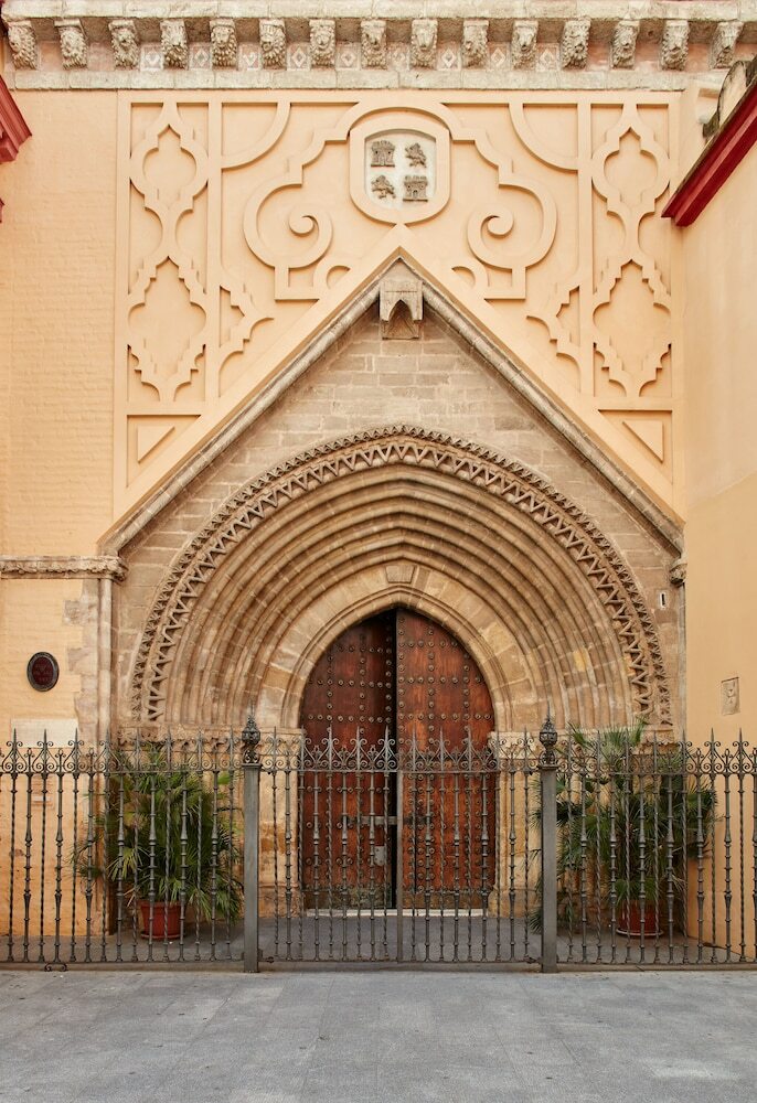 Bed & Breakfast Triana House