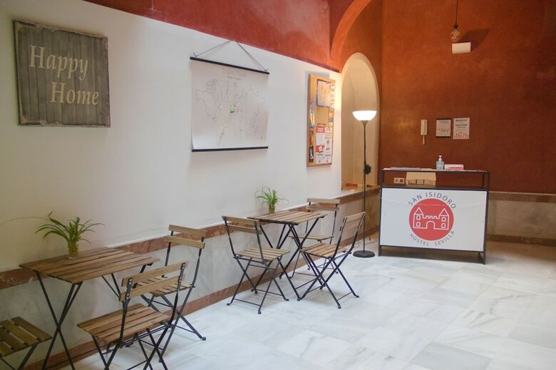 Hostal San Isidoro Hostel Sevilla