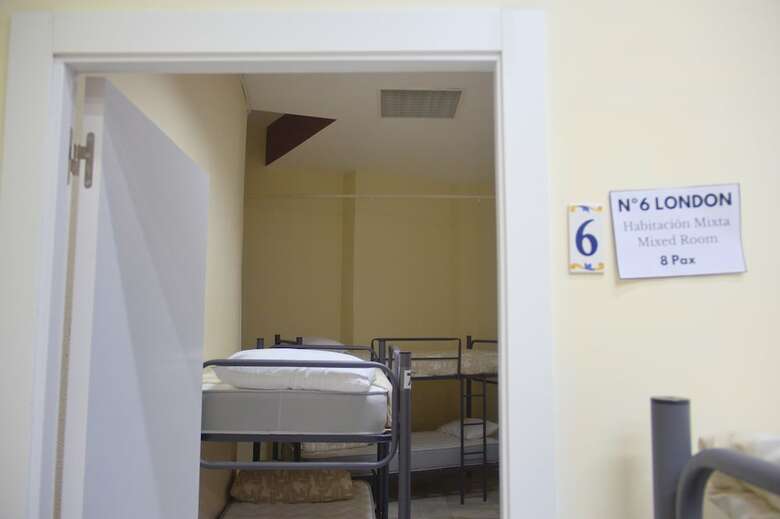 Hostal San Isidoro Hostel Sevilla