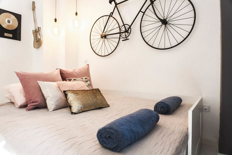 Apartamentos Dos De Mayo Loft By Valcambre