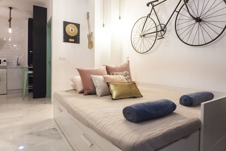 Apartamentos Dos De Mayo Loft By Valcambre