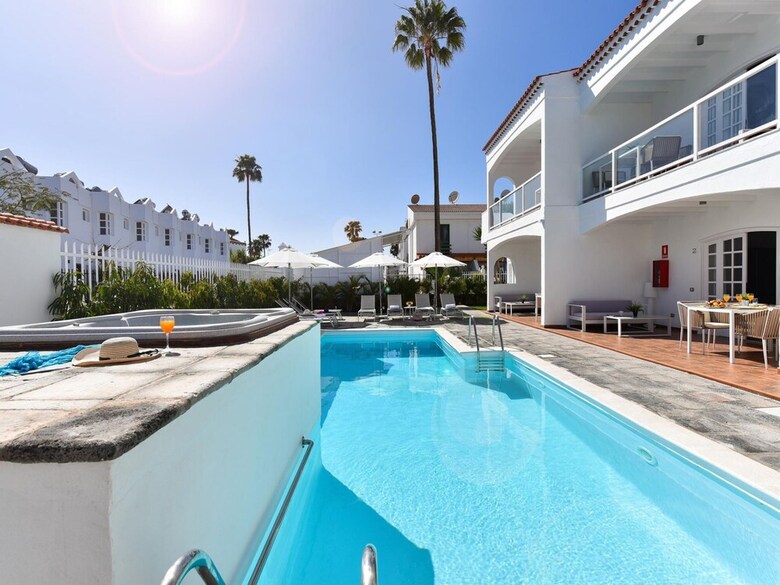 Apartamentos Renovated Bungalow In Sonnenland 1