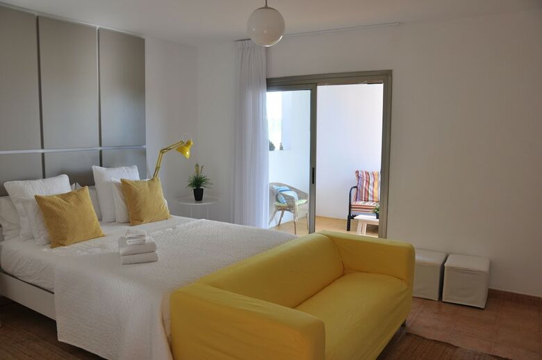 Ecovilla White Suite