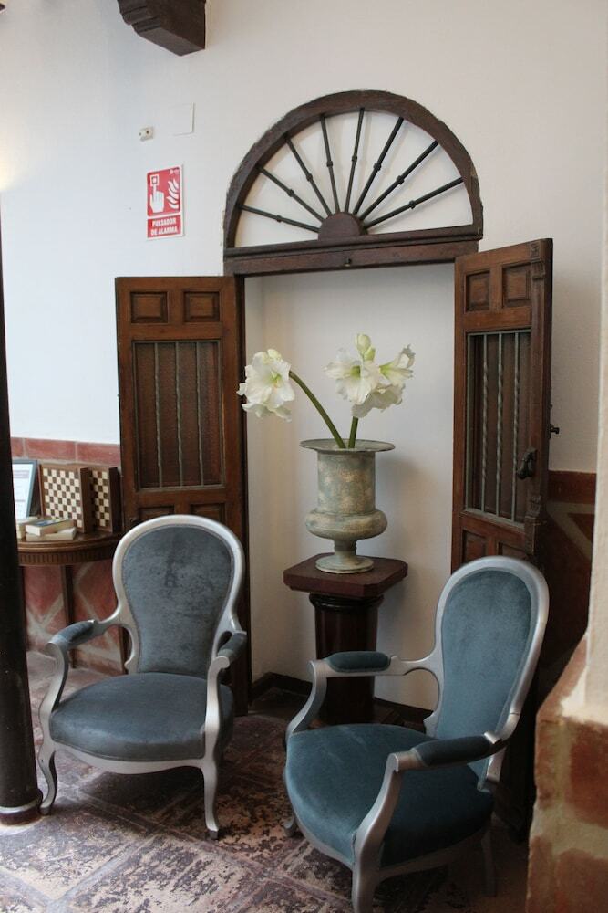 Aparthotel La Casa Del Pintor