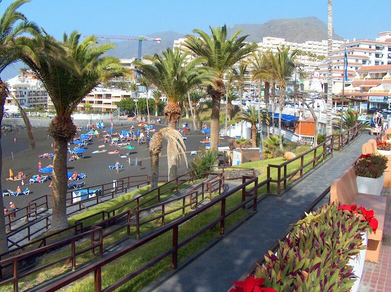 Apartamentos Sea View Playa Arena By Helloapartments