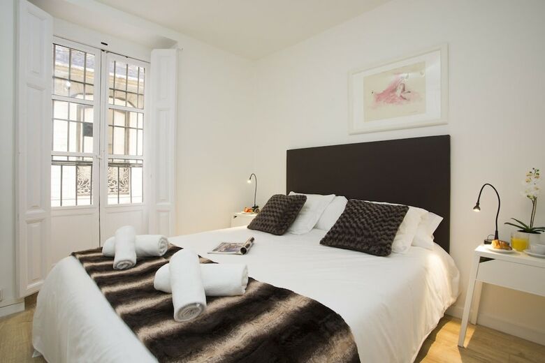 Apartamentos Singularstays El Micalet