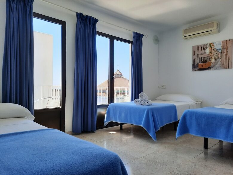 Hostal Costa Ibiza