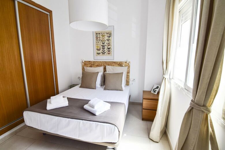 Apartamentos Letmalaga Barcelo