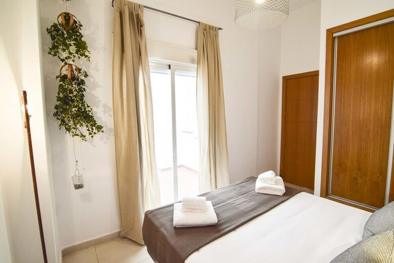 Apartamentos Letmalaga Barcelo
