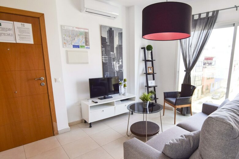 Apartamentos Letmalaga Barcelo