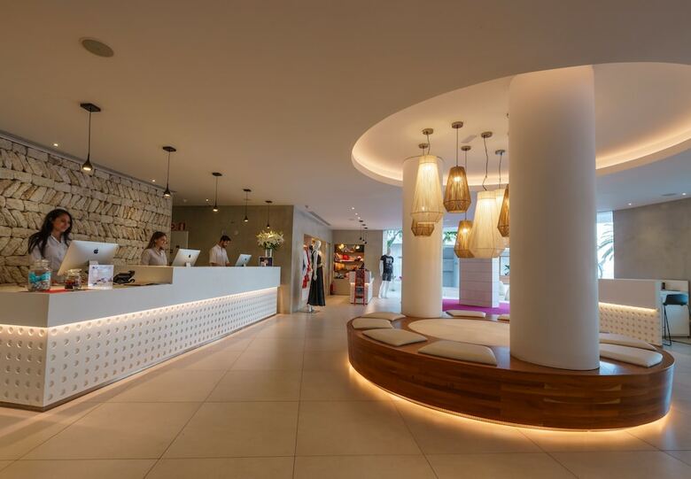Hotel One Ibiza Suites