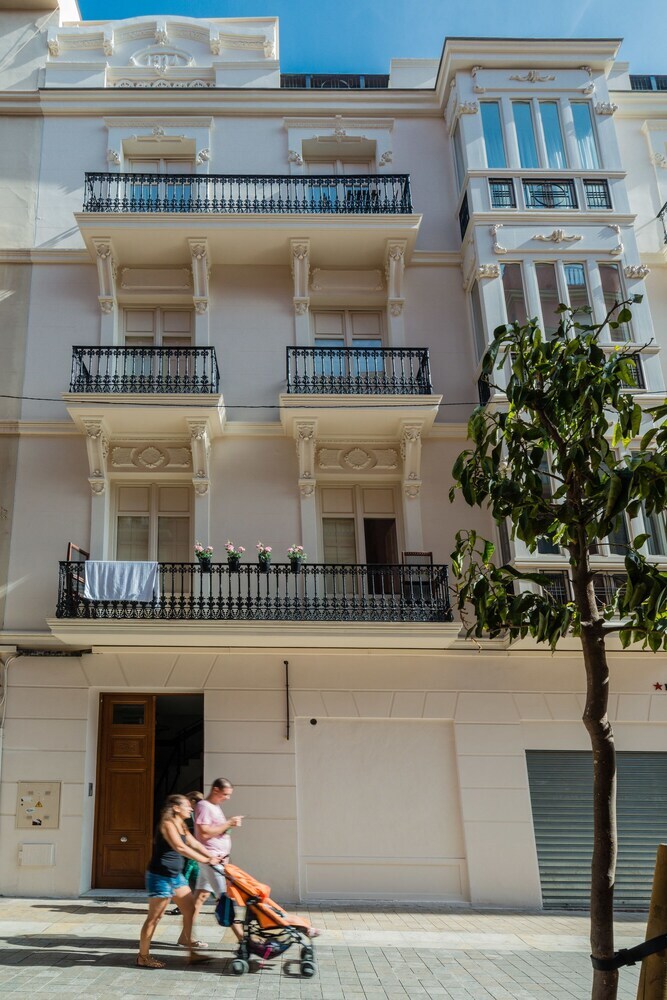 Apartamentos Living4malaga Carcer 2