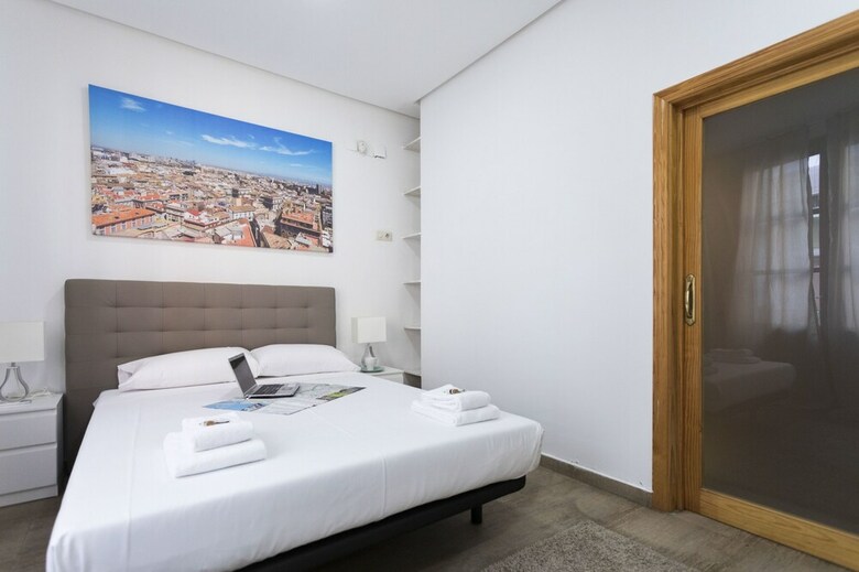 Apartamentos Bolseria Street