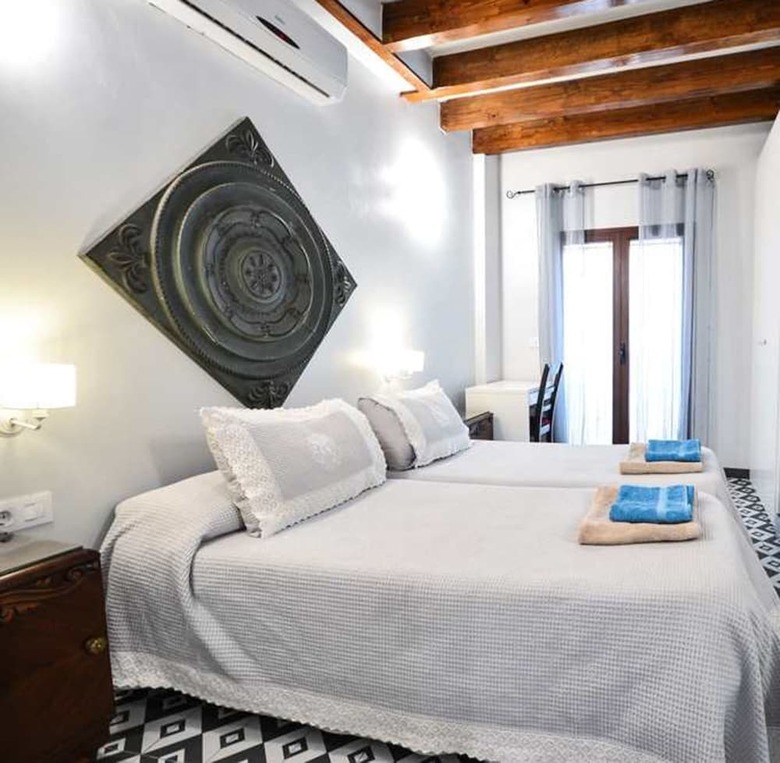 Apartamentos Casa Alfalfa. 2 Dormitorios, Solarium Y Terraza Privada Y Parking