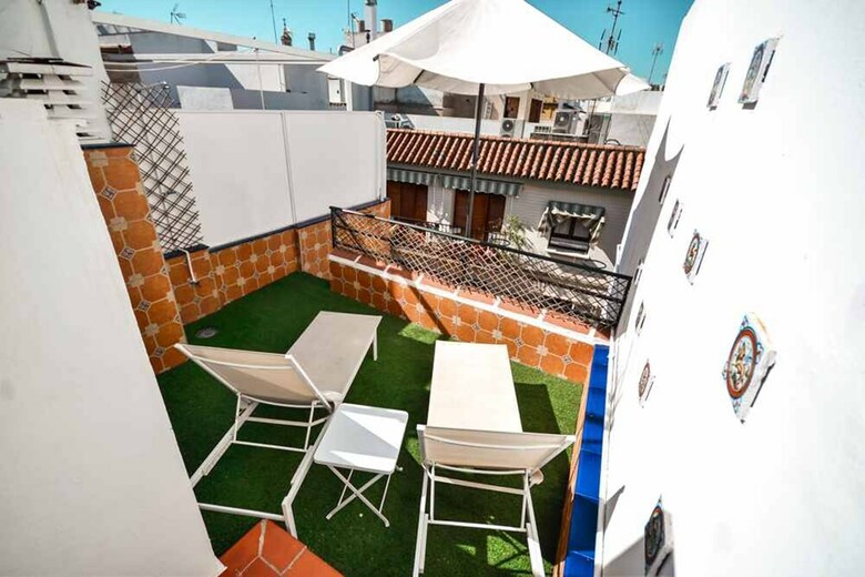 Apartamentos Casa Alfalfa. 2 Dormitorios, Solarium Y Terraza Privada Y Parking