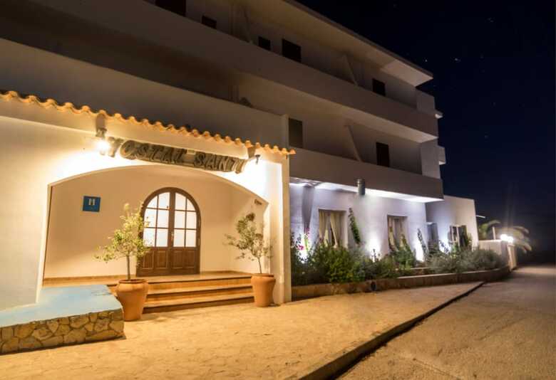 Hostal Santi