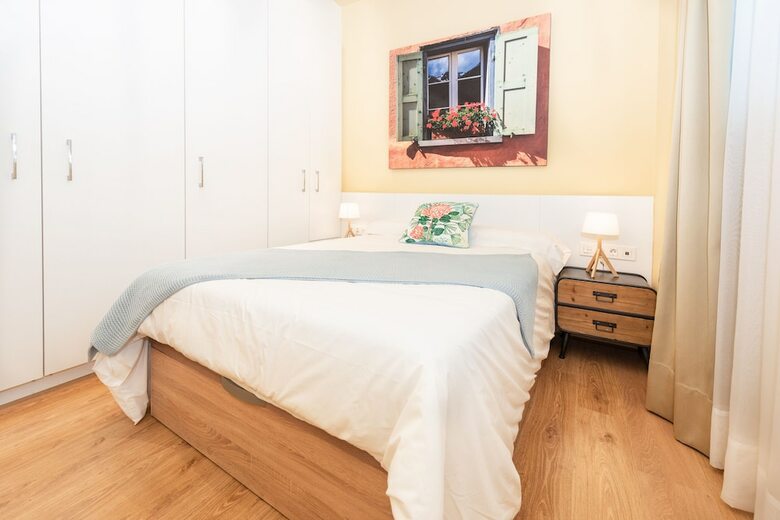 Apartamentos Continental Suit Sky
