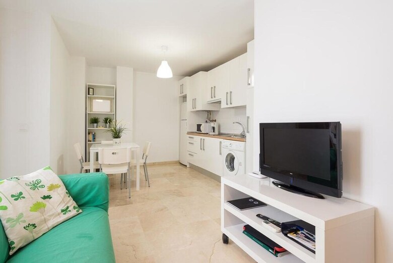 107401 - Apartment In Malaga