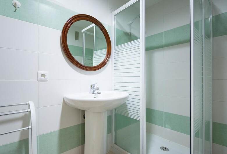 107401 - Apartment In Malaga