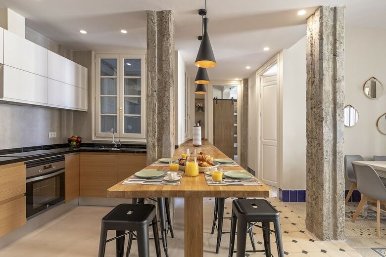 Apartamentos Living4malaga Cervantes Supreme