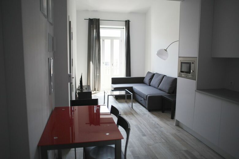 Nwt Central Station Apartments