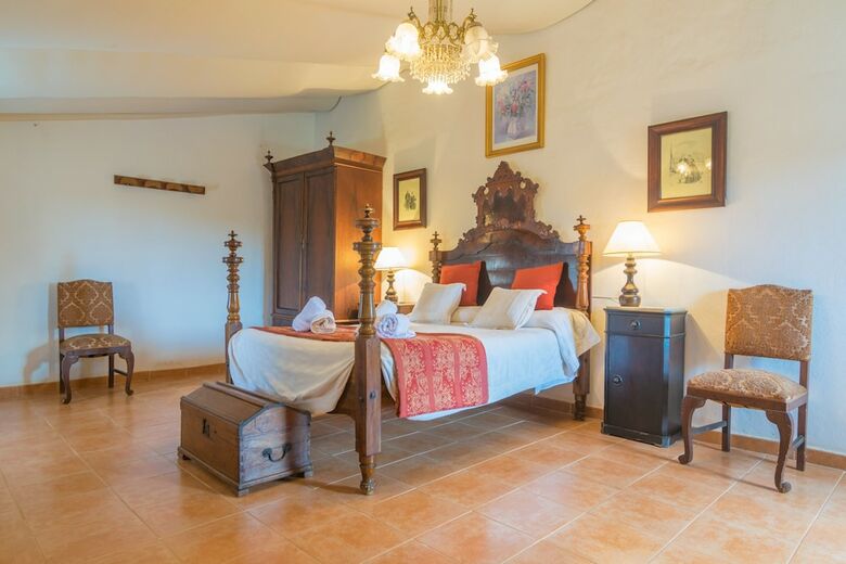 Villa Son Obra Nou