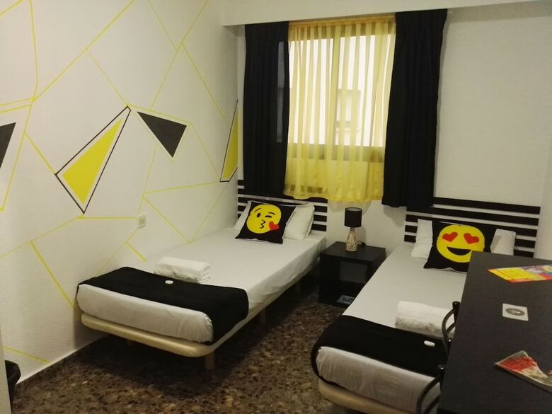 Apartamentos Iberia Lodging House