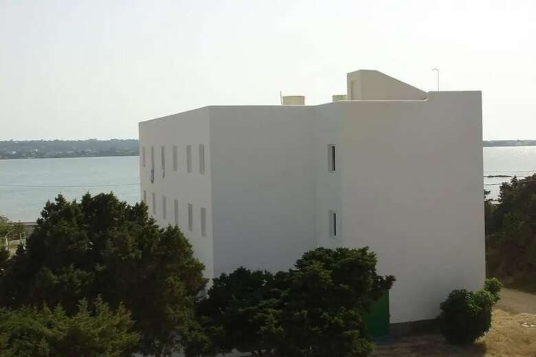 Hostal Lago Playa II