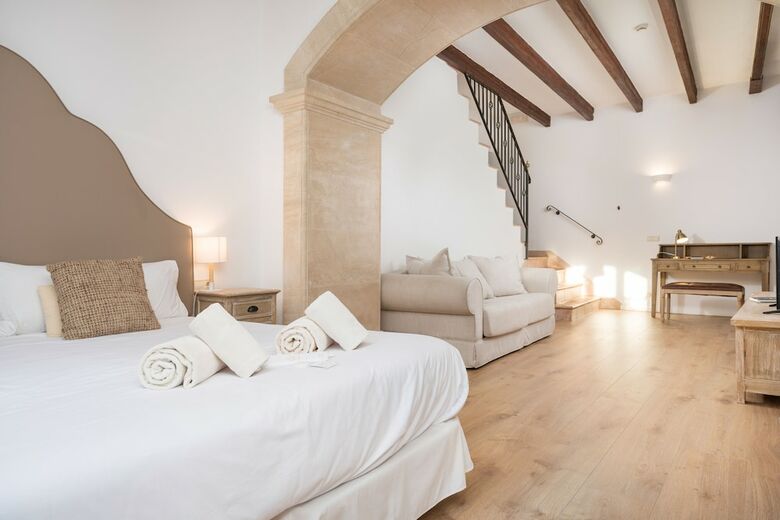 Can Furios Hotel By Can Calco Hotels