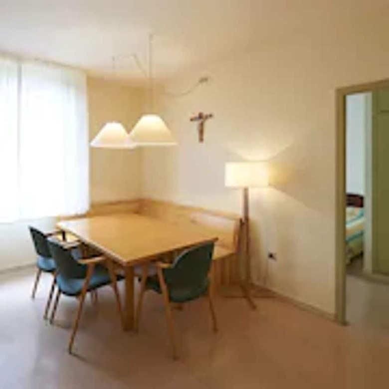 Aparthotel Apartamentos Montserrat Abat Marcet
