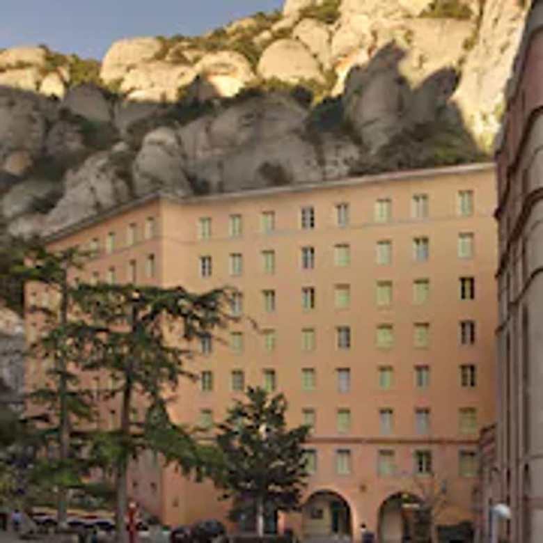 Aparthotel Apartamentos Montserrat Abat Marcet