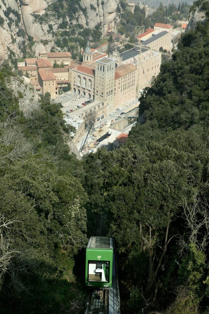 Aparthotel Apartamentos Montserrat Abat Marcet