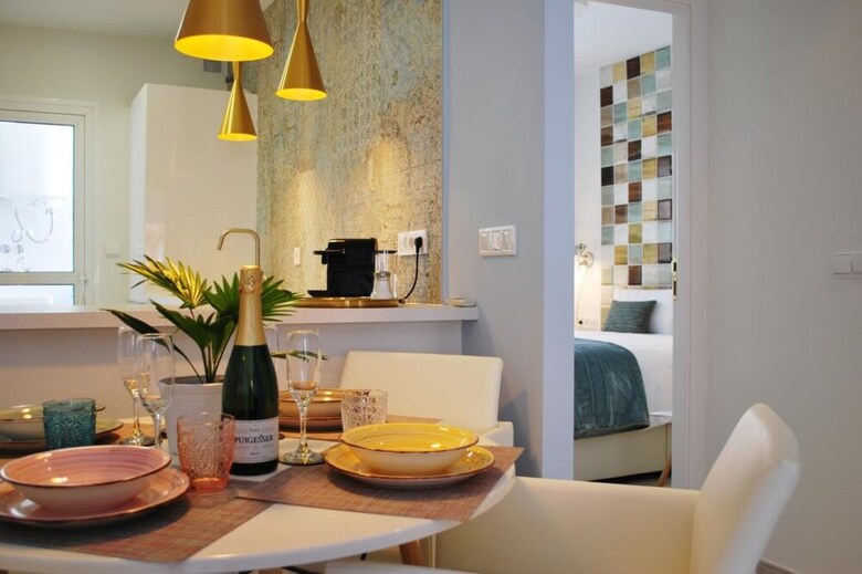 106628 - Apartment In Malaga