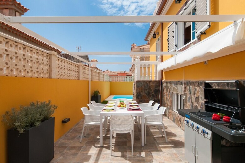 Villa With Pool In Sonnenland Q10