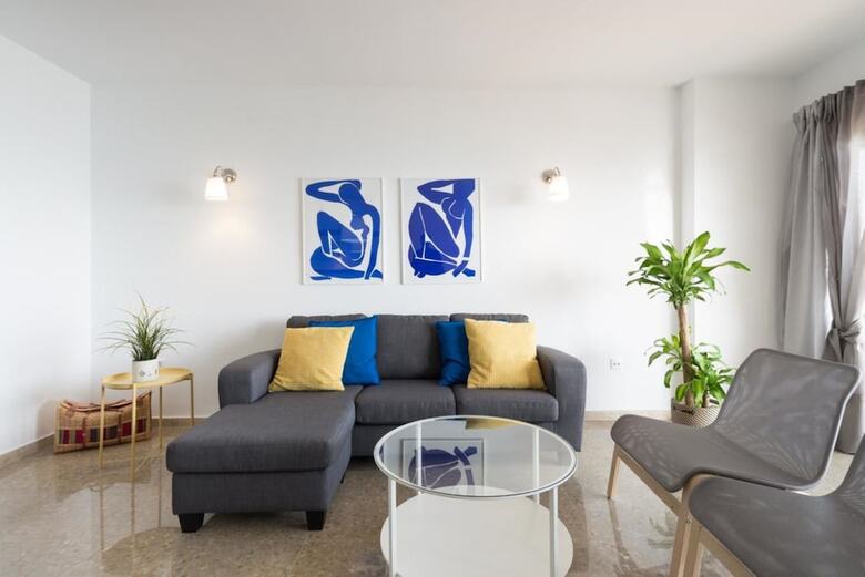 107386 - Apartment In Malaga