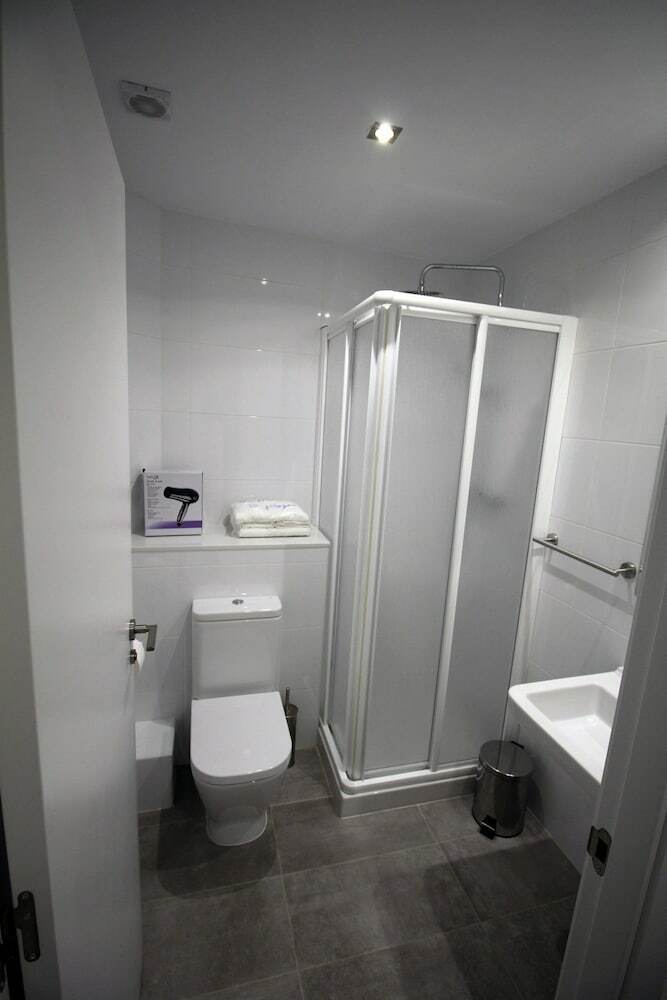 Apartamentos Travel Habitat Ayuntamiento