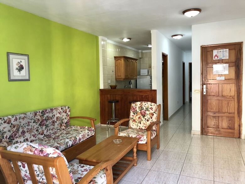 Apartamentos Frontera