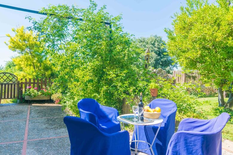 Apartamentos Finca Son Amora (defora)